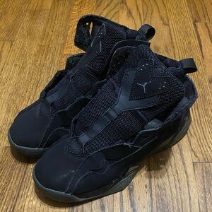 Air Jordan True Flight Sneakers